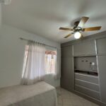 Casa com 254m de lote