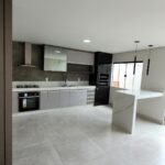 Casa Tríplex de Alto Padrão