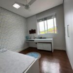 Uma unidade por andar mobiliado e com altíssimo acabamento