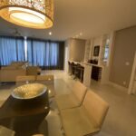 Luxuoso apartamento – Uma unidade por andar