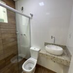 Casa linear em lote inteiro