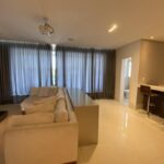 Luxuoso apartamento – Uma unidade por andar