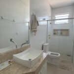 Descubra Elegância e Conforto no Iguaçu: Cobertura à venda com 220m² e Hidromassagem