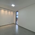 Casa geminada com quintal – pronta para morar