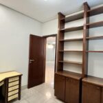 Espaçoso Apartamento de 3 Quartos com Suíte, Escritório e 3 Vagas de Garagem em Cidade Nobre