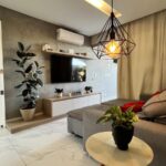 Prédio de 4 Residências: Uma unidade por andar –  Investimento com ótimo retorno na locação