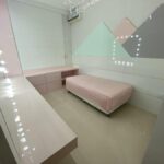 Residência de Luxo no Iguaçu: 02 Pavimentos, 04 Quartos, Espaço Gourmet e Mais!